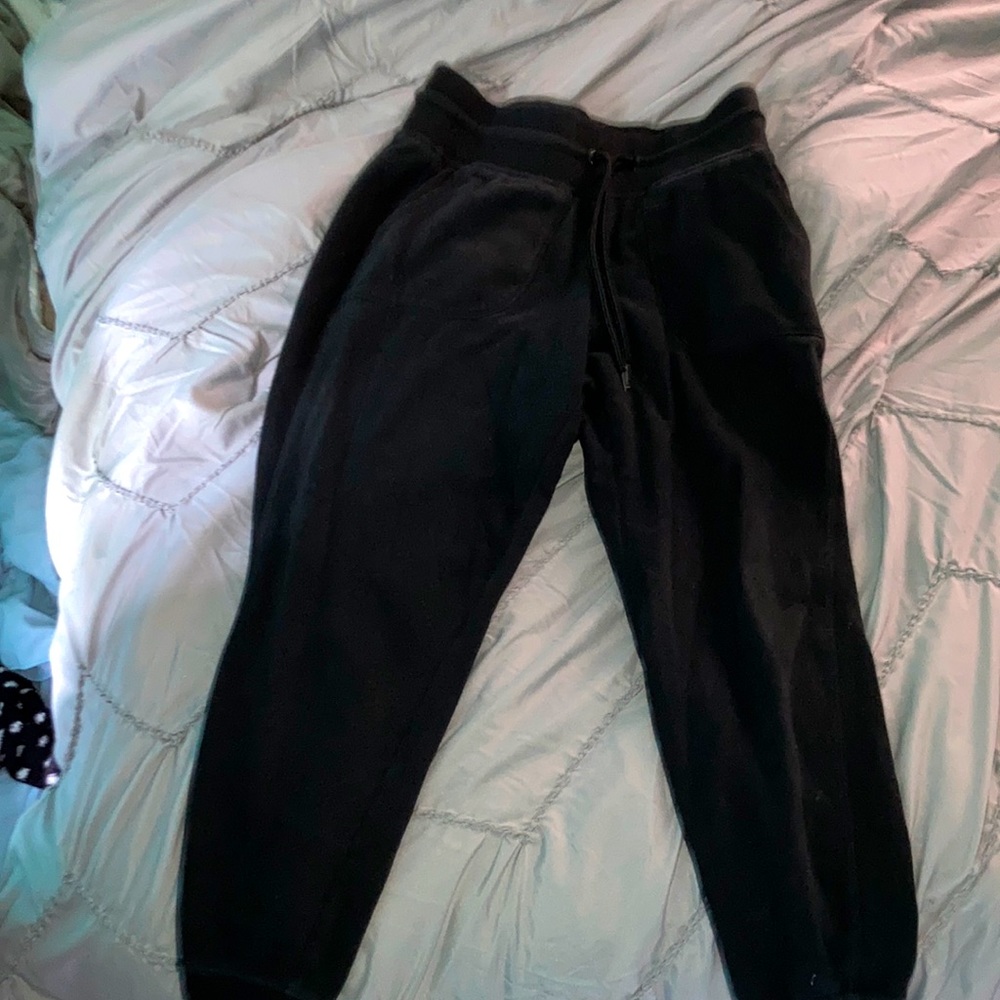 Black sweat pants
